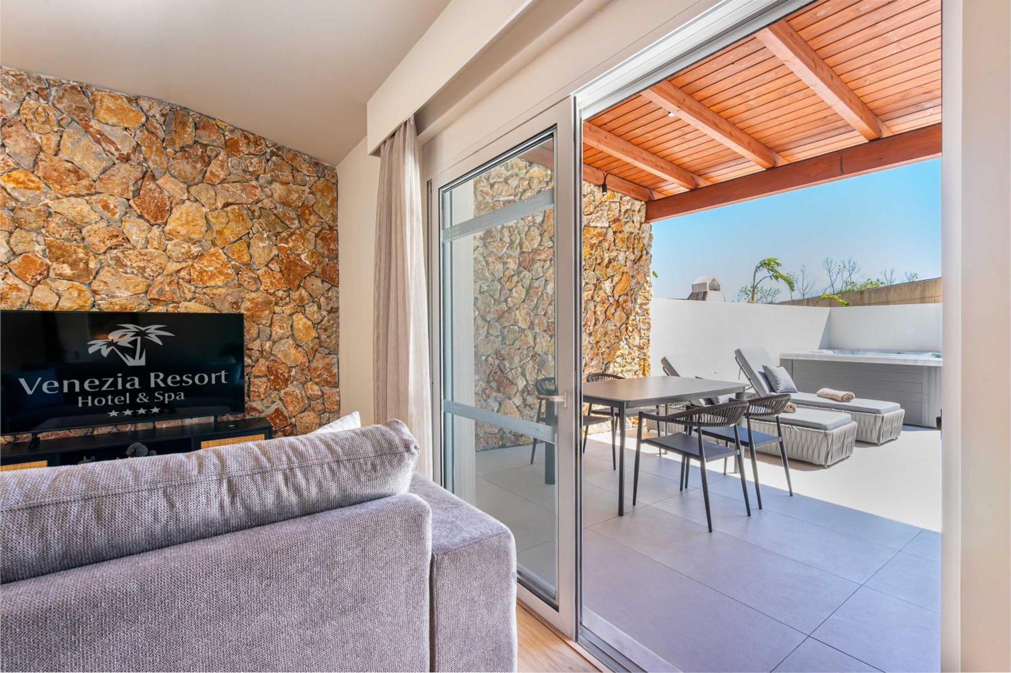 Venezia Luxury Living Villas, 法里拉基 外观 照片