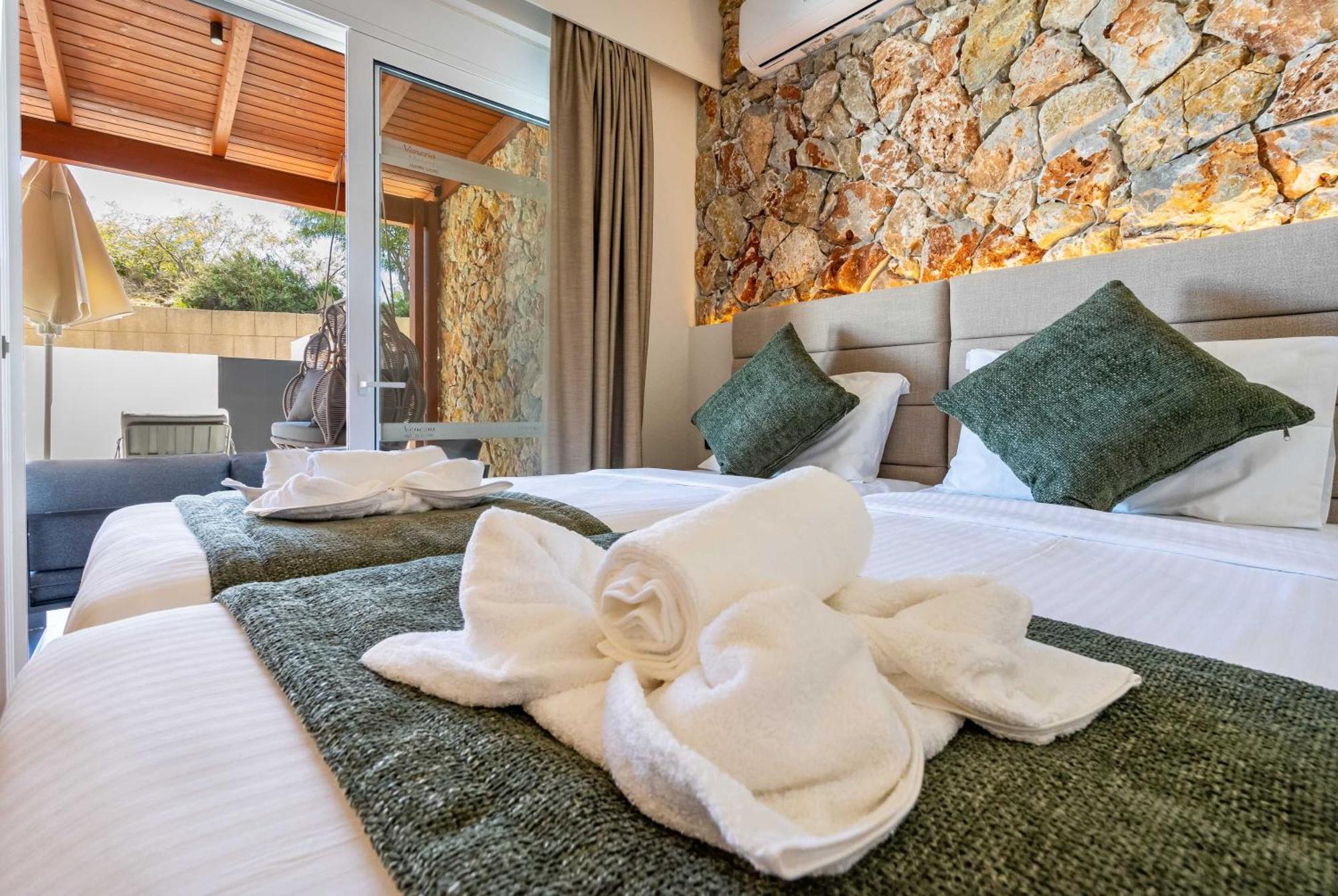 Venezia Luxury Living Villas, 法里拉基 外观 照片