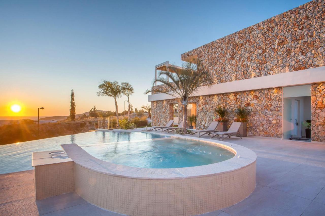 Venezia Luxury Living Villas, 法里拉基 外观 照片